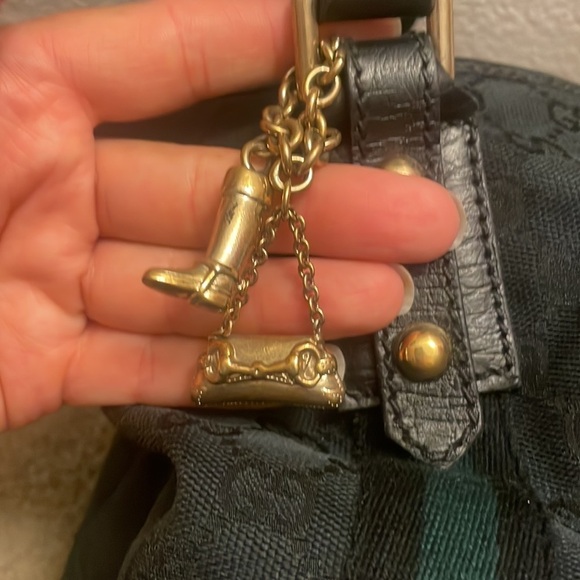 Black and green  Gucci purse​​ - Picture 5 of 15